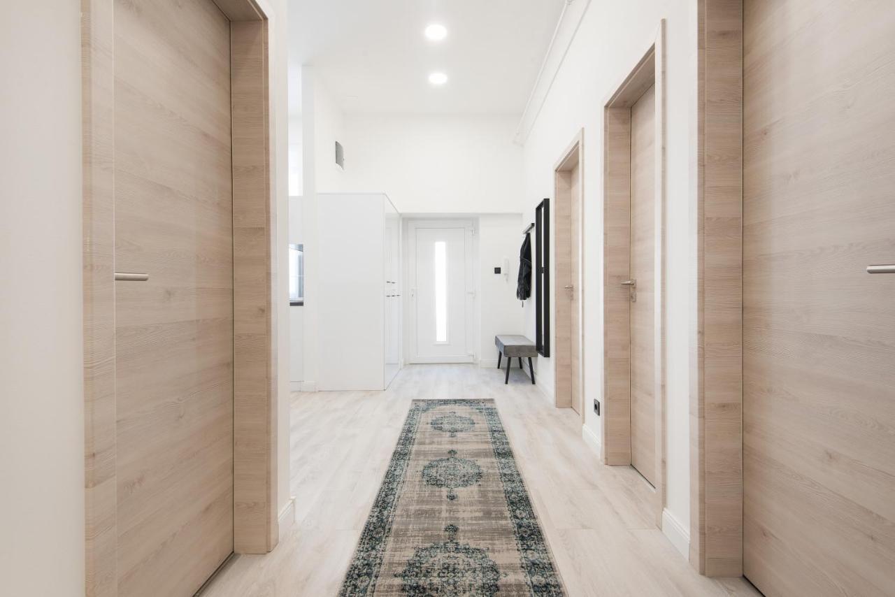 Hollo 3 Bedroom Downtown Apartment Budapest Exterior photo