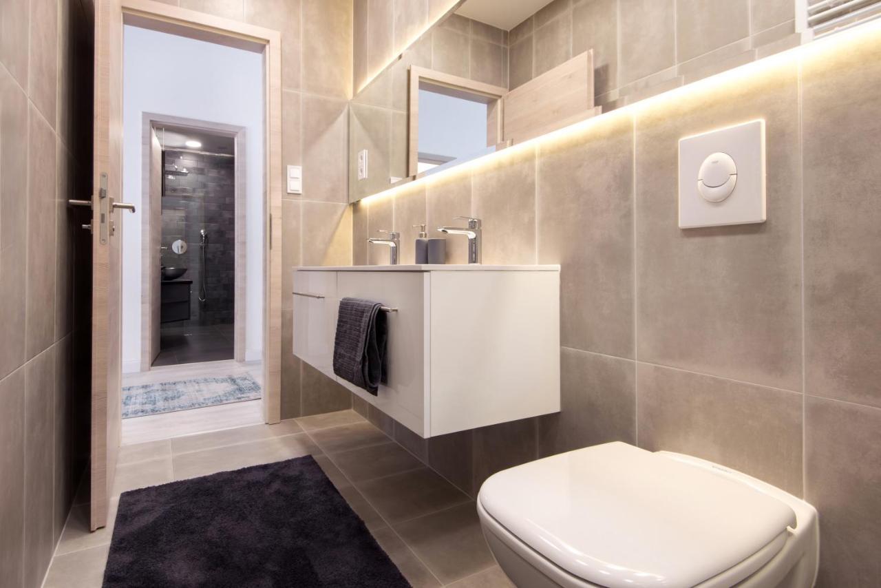 Hollo 3 Bedroom Downtown Apartment Budapest Exterior photo